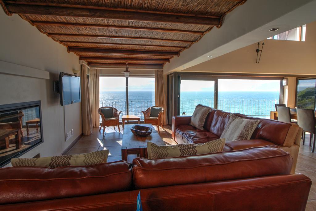 Whale Huys Luxury Oceanfront Eco Villa Gansbaai Room photo