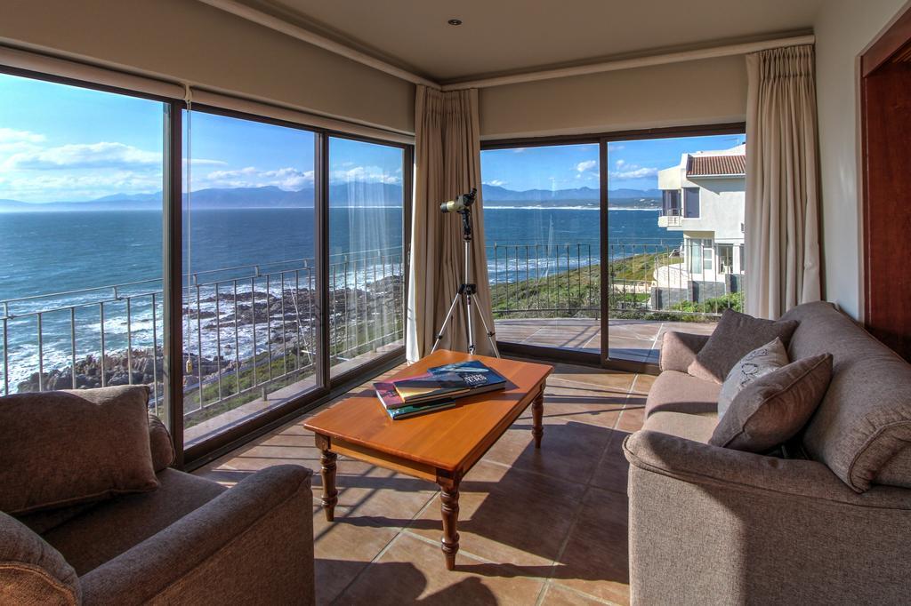 Whale Huys Luxury Oceanfront Eco Villa Gansbaai Exterior photo